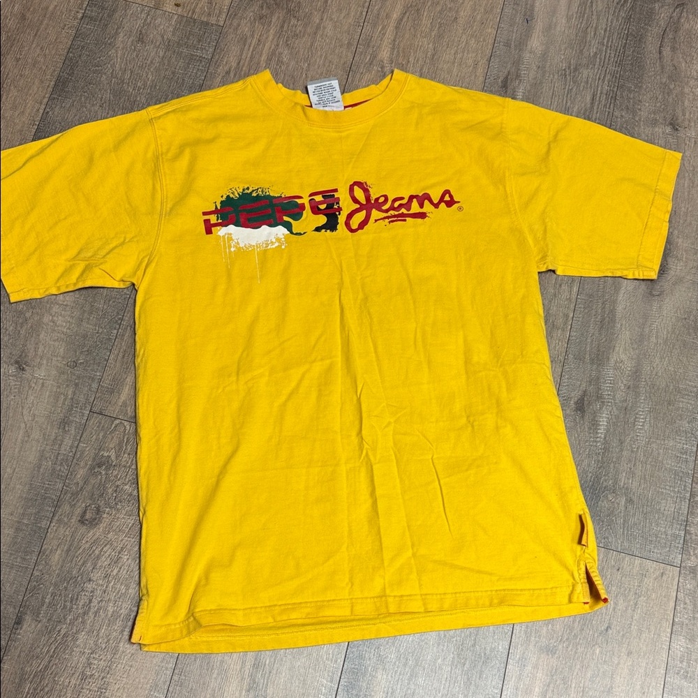 Pepe Jeans Bright Yellow Tee with Red Green Graphic XL